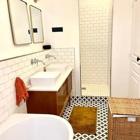 Design & Cosy Au Coeur De Parigi
