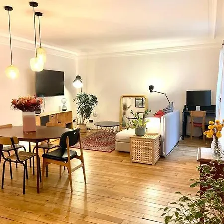 Design & Cosy Au Coeur De *